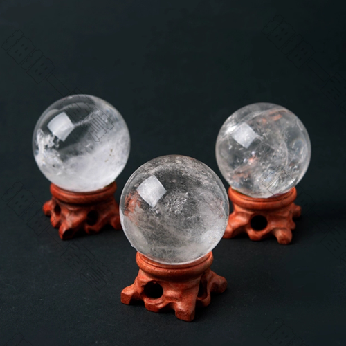 東海世家｜白水晶球擺件(隨機出貨)(默認微瑕)